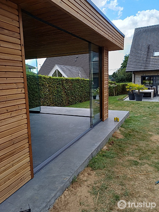 Gevelbekleding in hout Genk, Limburg